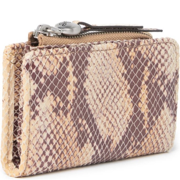 HOBO Dart Card and Coin Leather Wallet - Picture 2 of 16